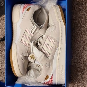 Adidas Forum 84 Arwa Al Banawi - Size 10